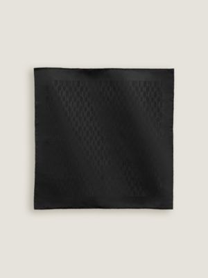 Faconnee Grand H pocket square 45