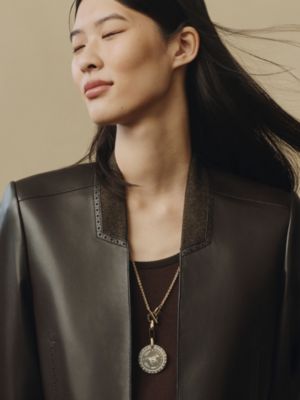 Cheval de Coeur pendant, large model, View: Worn, worn, view 3 of 5