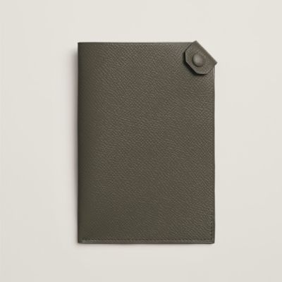 Tarmac passport holder - White | Hermès Canada