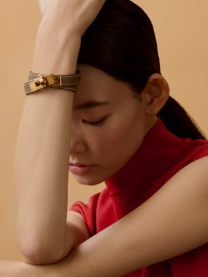 レザーブレスレット 《ケリー》 ドゥブルトゥール, イメージ: 着用例, worn, ビュー2の2