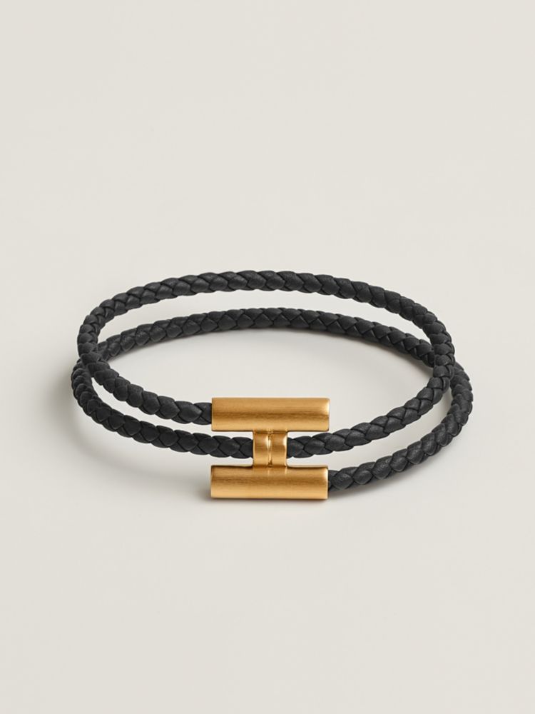 HERMES レザーブレスレット Tournis Tresse bracelet | Hermès USA