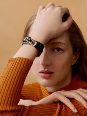 レザーブレスレット 《ケリー》 ドゥブルトゥール, イメージ: 着用例, worn, ビュー2の2
