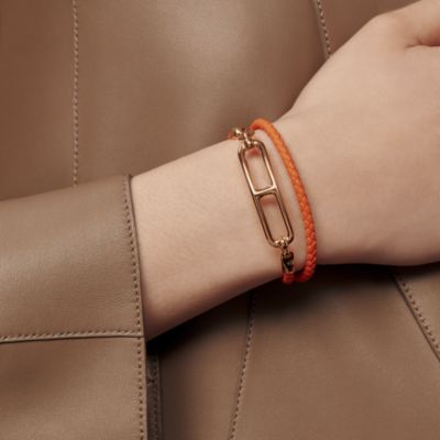 【HERMES】新品レザーブレスレット　マイクロリヴァル　バングル ゴールド　緑 レザーブレスレット 《ミニ・リヴァル》 | Hermès - エルメス