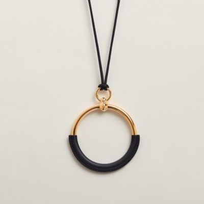 Hermes★存在感抜群！クールなブラックペンダント lift pendant Hermes☆存在感抜群！クールなブラックペンダント lift pendant