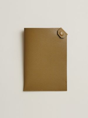 Tarmac passport holder