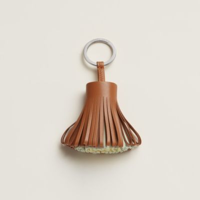 エルメス　カルメン　ゴールド Carmen key ring - Yellow | Hermès Australia