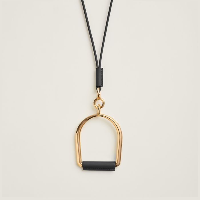 Hermes Eileen Pendant Necklace (Black/Rose Gold)