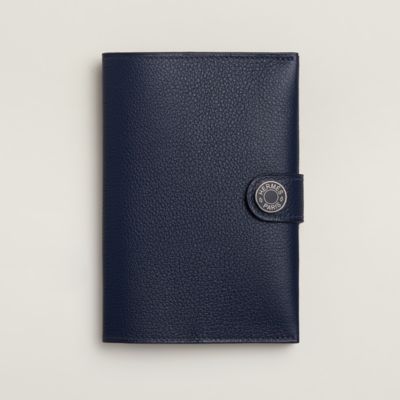 エルメス HERMESネイビー レザー パスポートケース 型押し 直営店購入