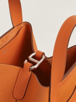 Hermès In-the-Loop 18 bag, View: front, front, view 3 of 6