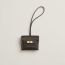 Kellyfestival charm, bai/brun