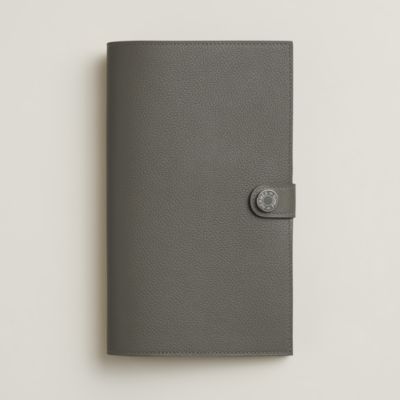 洗練されたフォルム♪【HERMES】Portefeuille R.M.S Toutenmain R.M.S Toutenmain wallet | Hermès Macau SAR