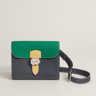 エルメスのバンルク 10056777_11.jpg?quality=80&bg-