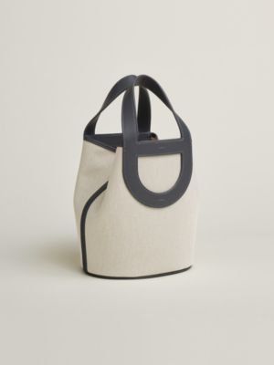 Hermès In-the-Loop 18 bag, View: side, side, view 2 of 6
