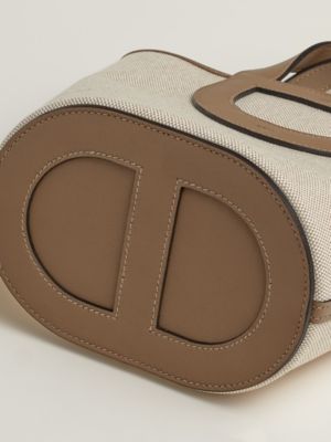 Sac Hermès In-the-Loop 18, Vue: vue du dessous, below, vue 6 sur 7