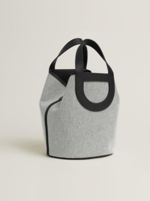 Hermès In-the-Loop 23 bag, View: side, side, view 2 of 7