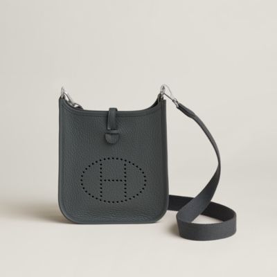 Evelyne 16 Amazone 백