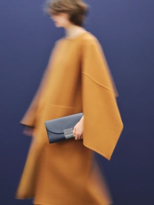 Hermès Depechette pouch, View: Worn, worn, view 2 of 6