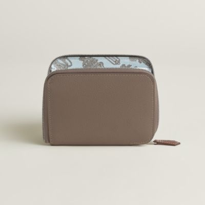 小物 HERMES COMPACT LEATHER COIN PURSE Silk'In Compact wallet | Hermès Canada