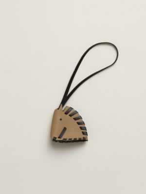 poussière/noir