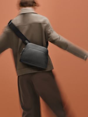 Bolide Messenger bag, View: Worn, worn, view 5 of 5