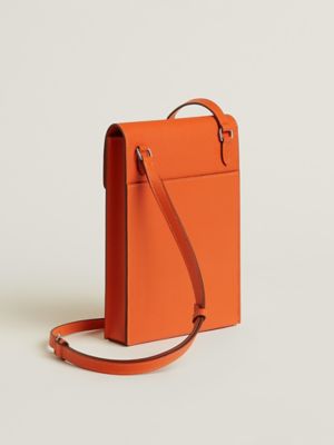 Hermèsnap Vertical To Go lacquered pouch, View: Back, back, view 4 of 4