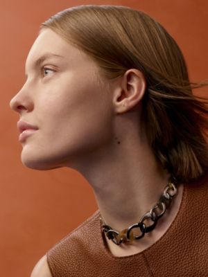 Chaine d'H 네크리스, 라지 모델, 보기: 이미지: 제품 착용 이미지, worn, 2개 중 2번째 보기