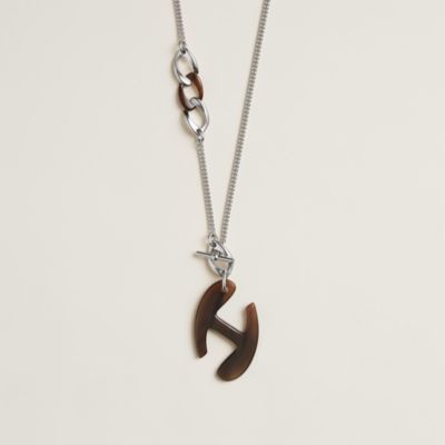 8/9まで！ HERMES エキュイエールPM 2025年モデル　ピアス ピアス 《エキュイエール》 PM | Hermès - エルメス-公式サイト