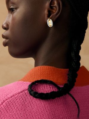 Mini Maillon耳環, 檢視: 佩戴, worn, 檢視共2張圖片的第2張