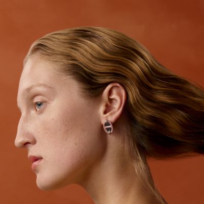 HERMESピンクのローズゴールドイヤリング HERMES ローズゴールドピンクのイヤリング