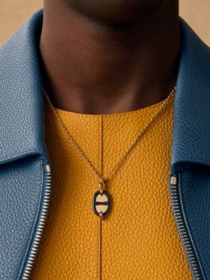 Mini Maillon pendant, small model, View: Worn, worn, view 2 of 4
