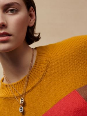 Mini Maillon pendant, small model, View: Worn, worn, view 3 of 3