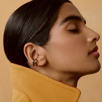 ピアス 《オランプ》 PM - ブラック | Hermès - エルメス-公式サイト