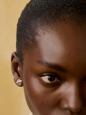 Medor earrings, small model, View: Worn, worn, view 2 of 2