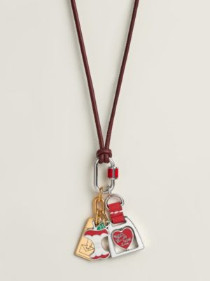 Les Curiosites Pomme pendant charm , View: front, front, view 5 of 5