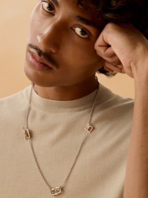 ネックレス 《アルファベット》, イメージ: 着用例, worn, ビュー2の3