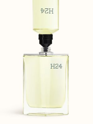 H24 오 드 뚜왈렛, 보기: 앞, front, 4개 중 6번째 보기