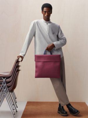 バッグ 《ラ・マン・ダン・ル・サック》, イメージ: 着用例, worn, ビュー2の6