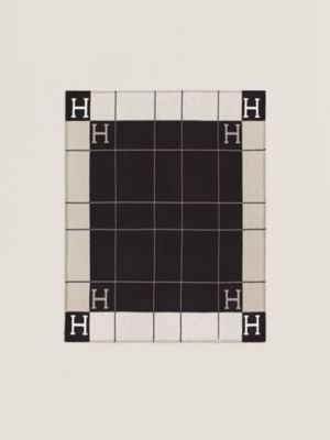 Avalon III throw blanket, View: front, front, view 2 of 5