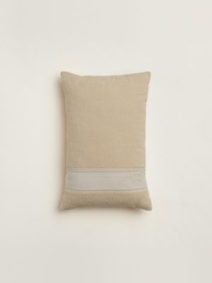 Yachting Uni beach pillow