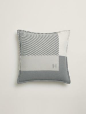 H Riviera pillow