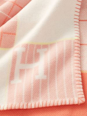 Avalon Cabriole blanket, View: front, front, view 3 of 5