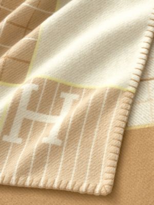 Avalon Cabriole blanket, View: front, front, view 3 of 5