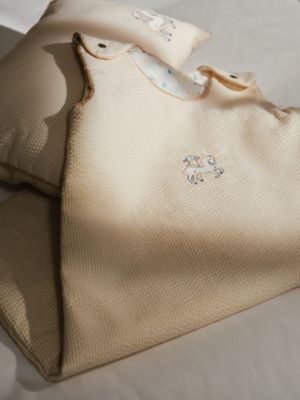 Cabriole 슬리핑백, 보기: 앞, front, 3개 중 3번째 보기