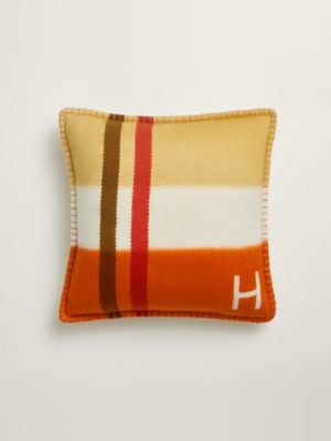 Dye Sangle pillow