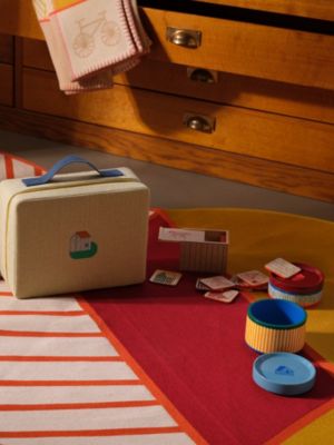Trousse Les Cabanes, Vue: vue de face, front, vue 2 sur 3