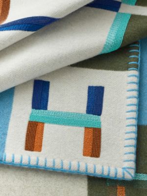 Avalon Rayon blanket, View: Detail, detail, view 4 of 6