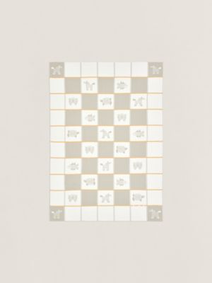 beige