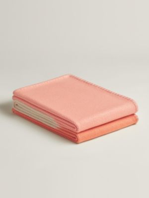 Cabriole blanket, View: Folded, folded, view 4 of 5