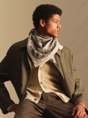 Brides et Chaines scarf 100, View: Worn, worn, view 2 of 3