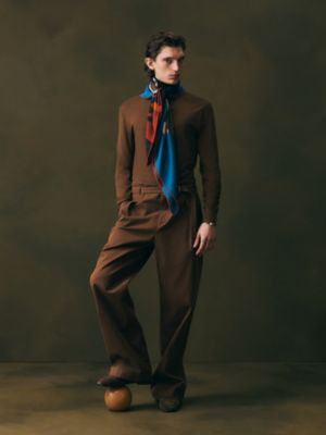 Horse Splas'H scarf 100, View: Worn, worn, view 2 of 3
